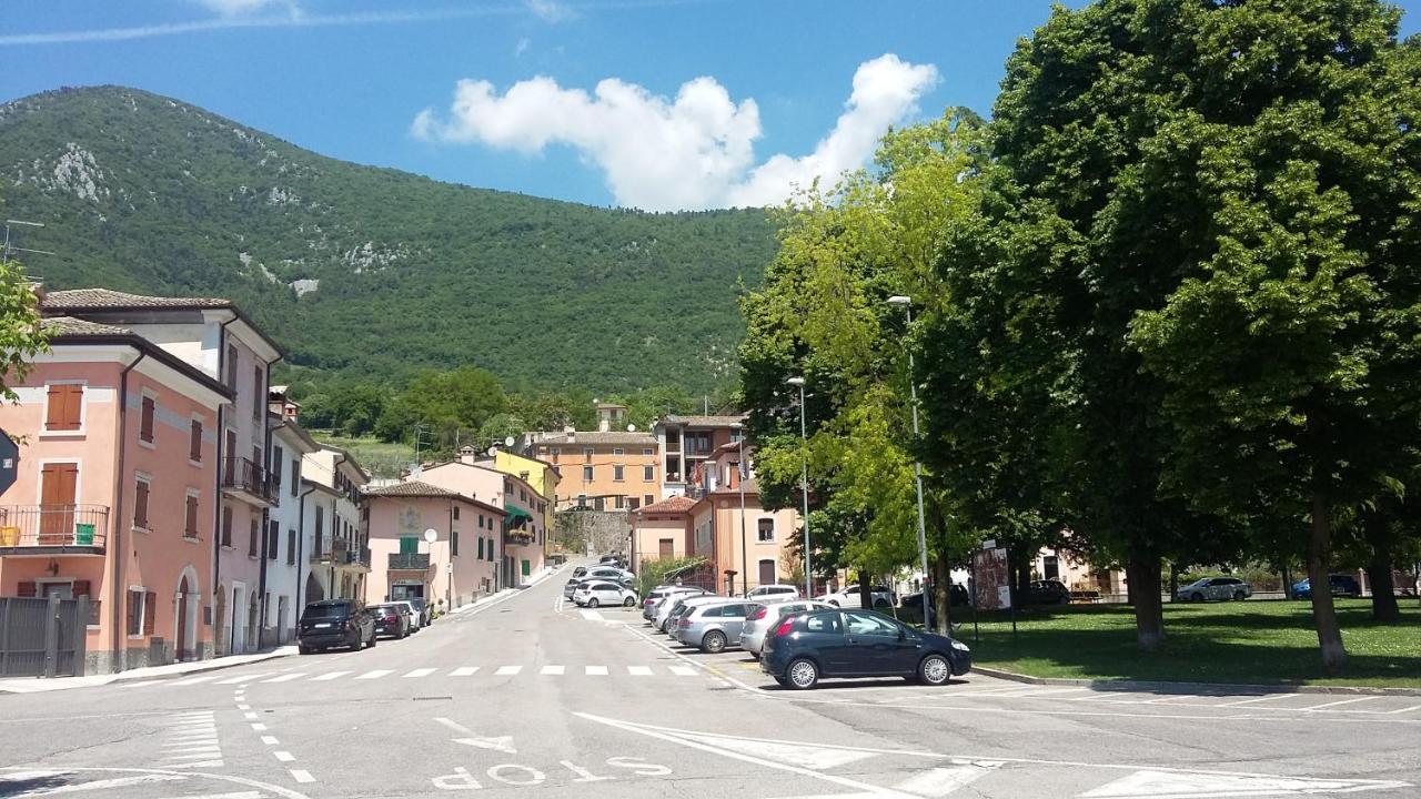 Casa Vacanze Al Borgo كابرينو فيرونيسي المظهر الخارجي الصورة
